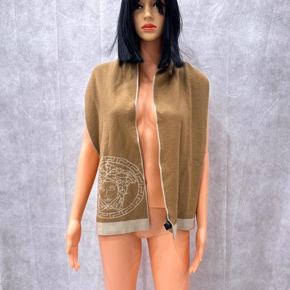 100% Lana Wool, Reversible Versace Scarf